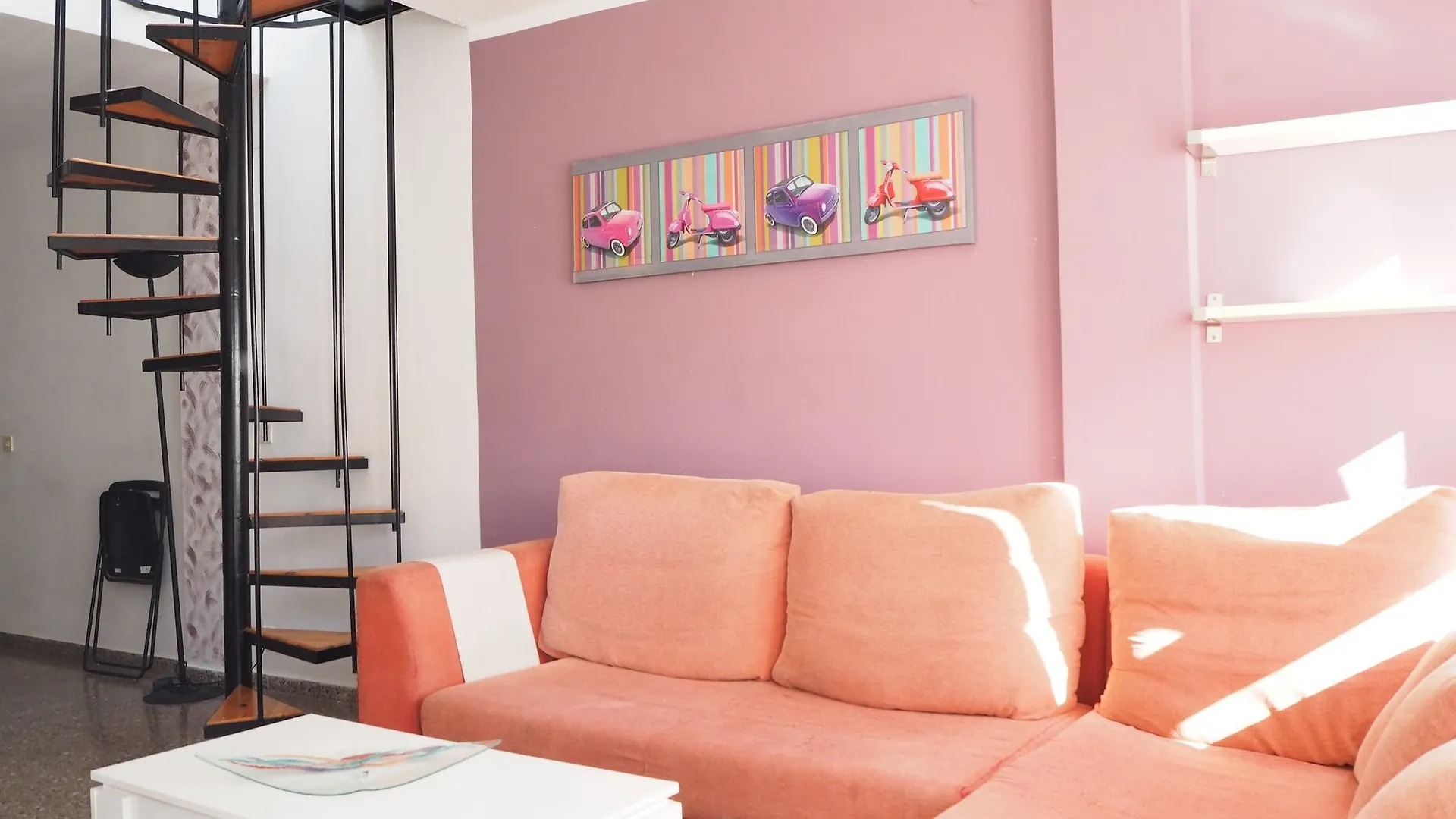 ピネダ・デ・マールDuplex Garbiアパートメント スペイン